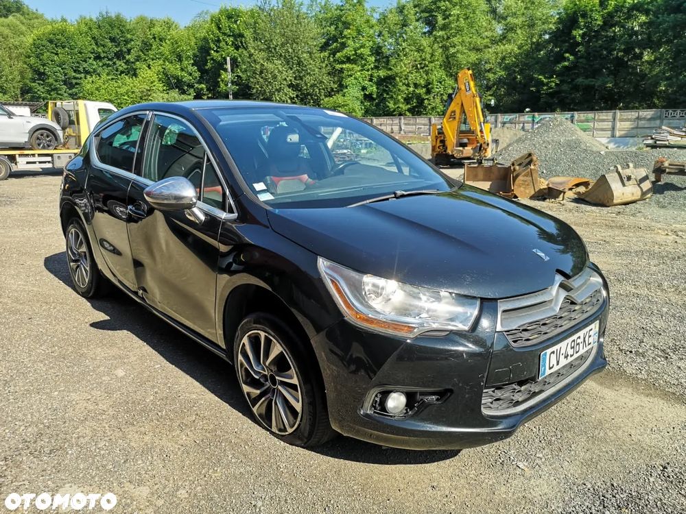 Citroën DS4 1.6 HDi SoChic - 11