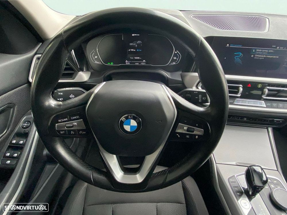 BMW 330 e Corporate Edition Auto - 17