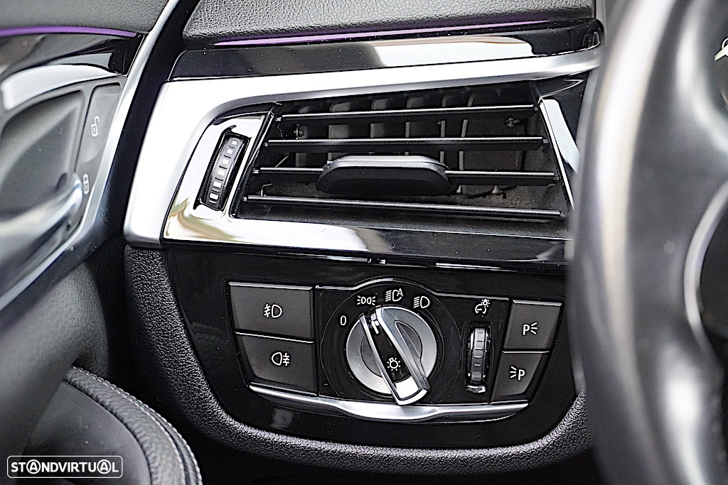 BMW 520 d Auto - 32