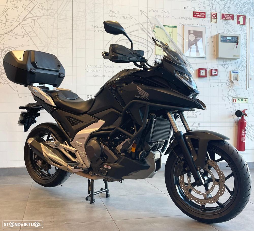 Honda NC750X - 1
