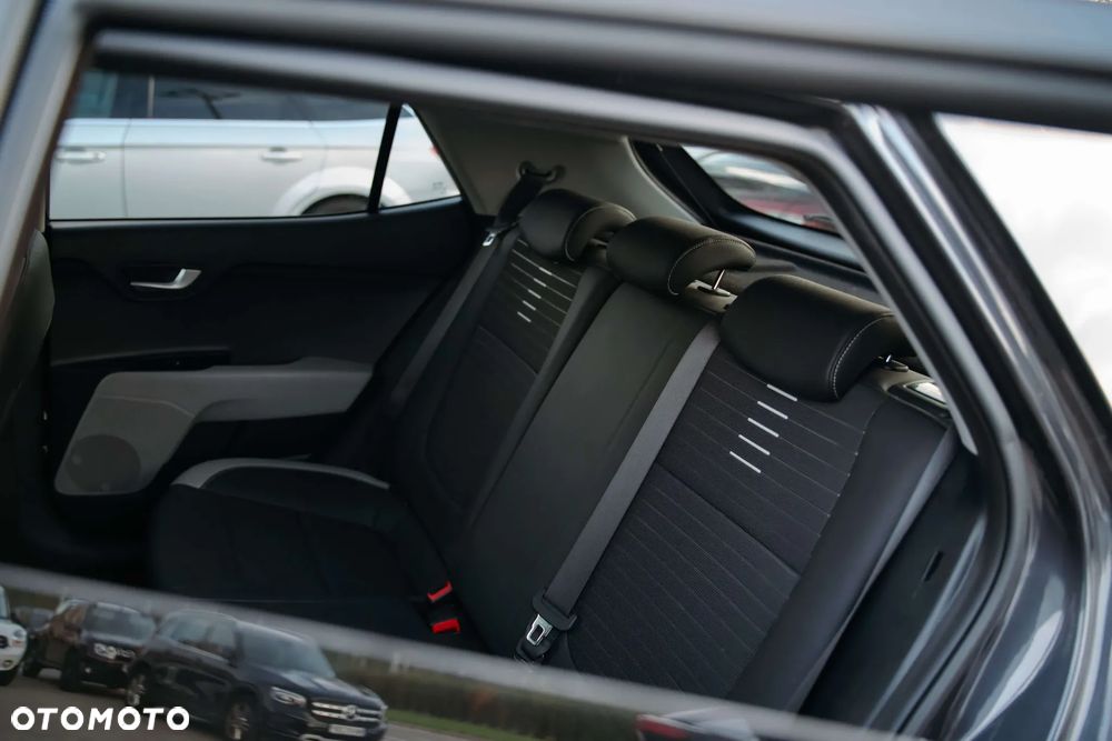 Kia Stonic - 22