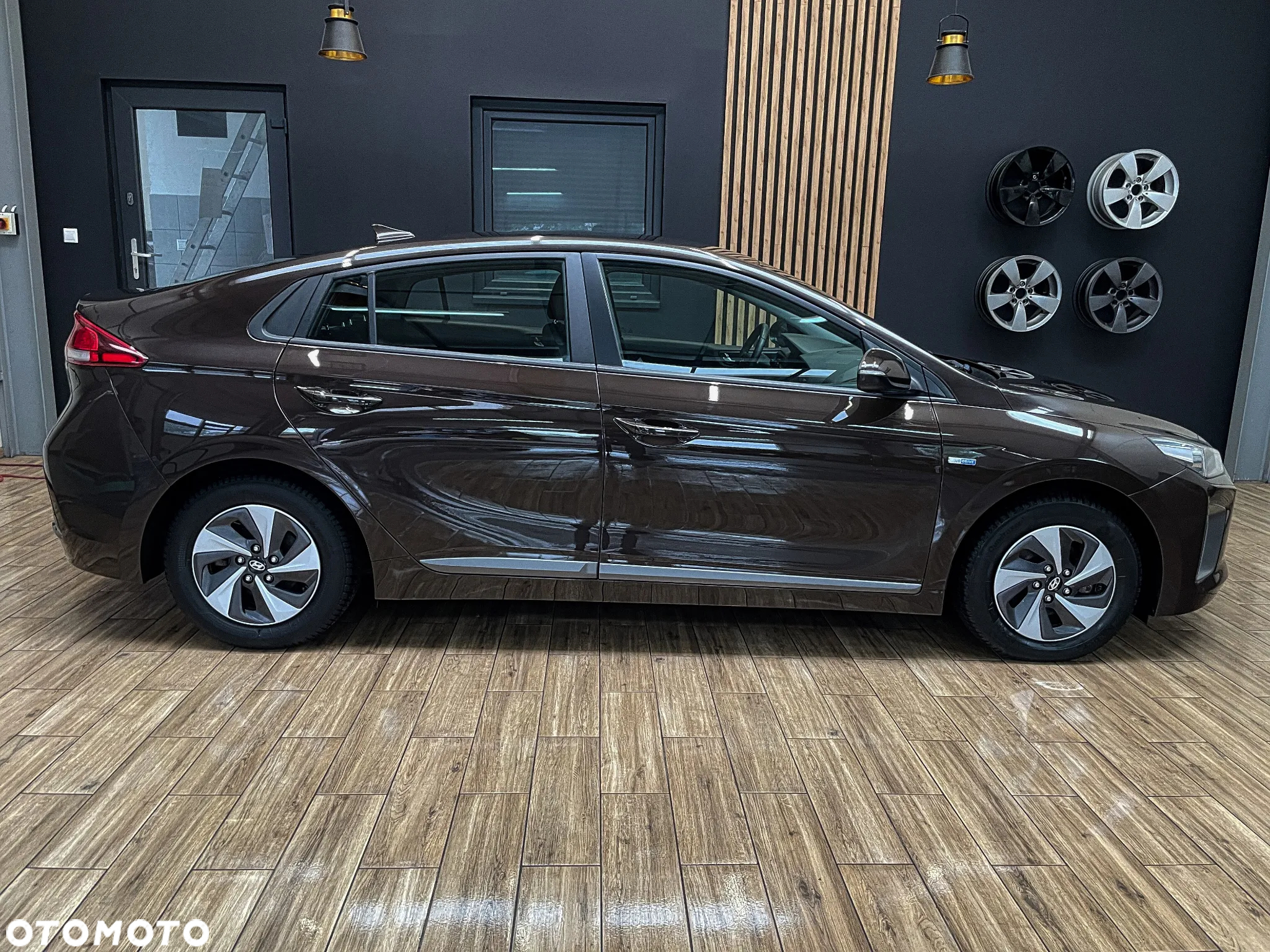 Hyundai IONIQ Hybrid 1.6 GDI Premium - 7