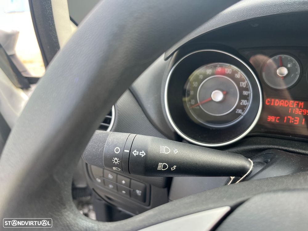 Fiat Punto 1.2 Lounge S&S - 31