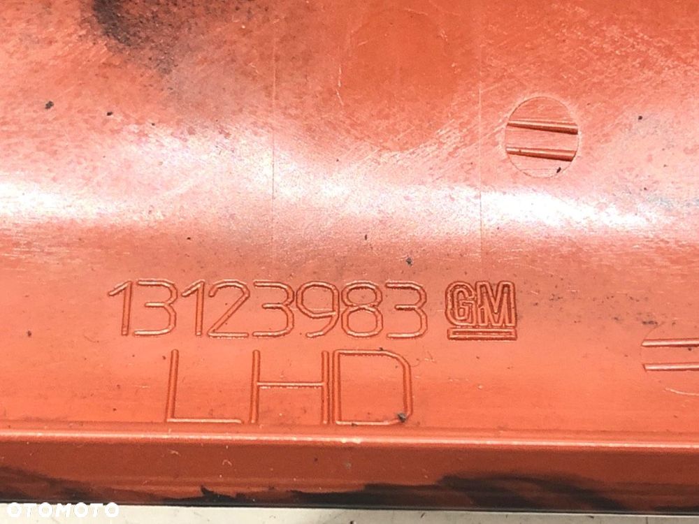 LISTWY DEKOR  OPEL SIGNUM liftback (Z03) 2003 - 2008 2.2 direct (F48) 114 kW [155 KM] benzyna 2003 - - 4