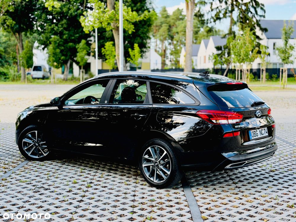 Hyundai i30 1.6 CRDI 48V-Hybrid EDITION 30+ - 39
