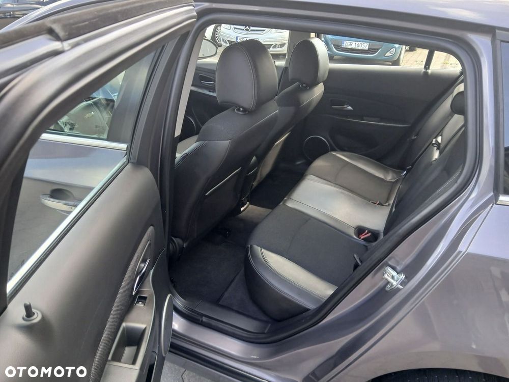 Chevrolet Cruze 2.0 D LT - 12