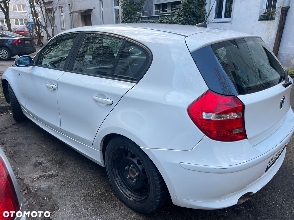BMW Seria 1 118i - 5