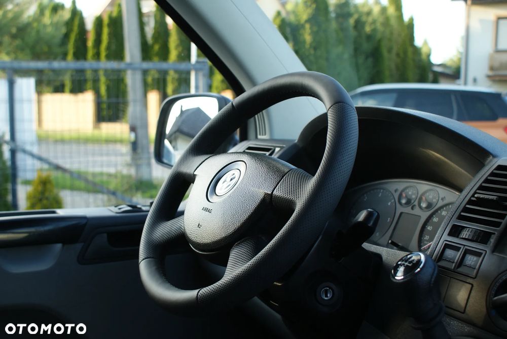 Volkswagen Transporter T5 - 10