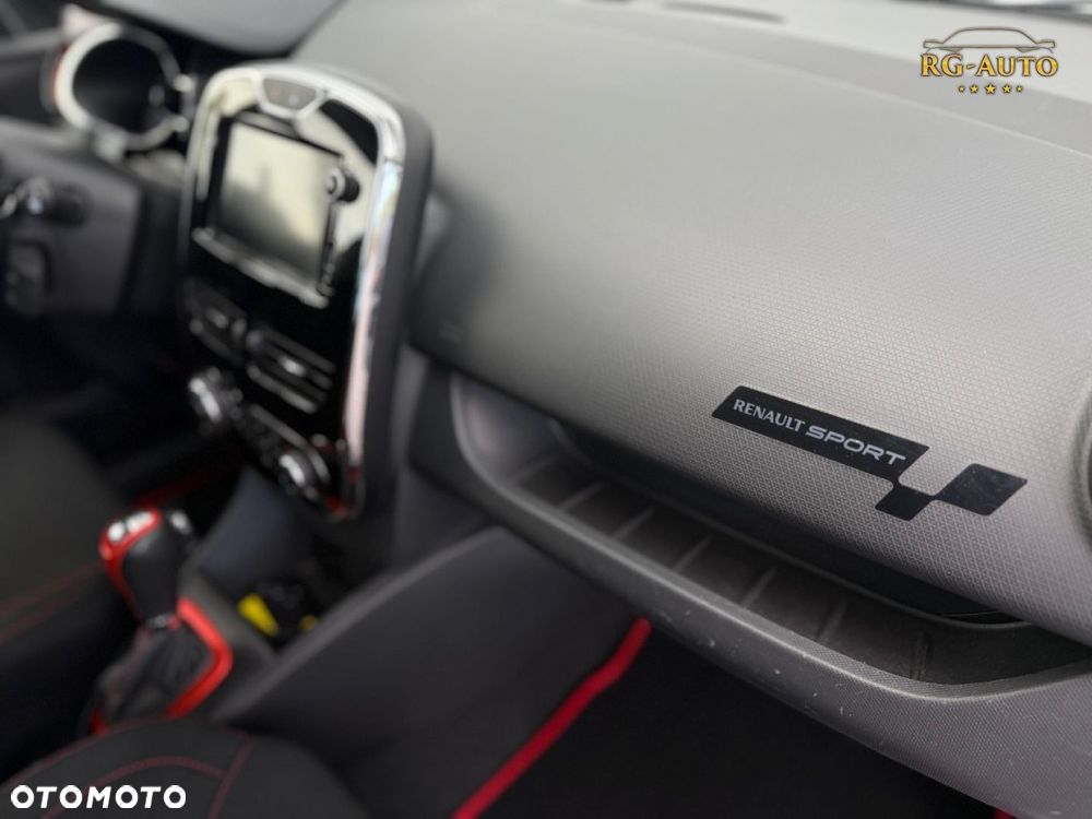 Renault Clio - 29