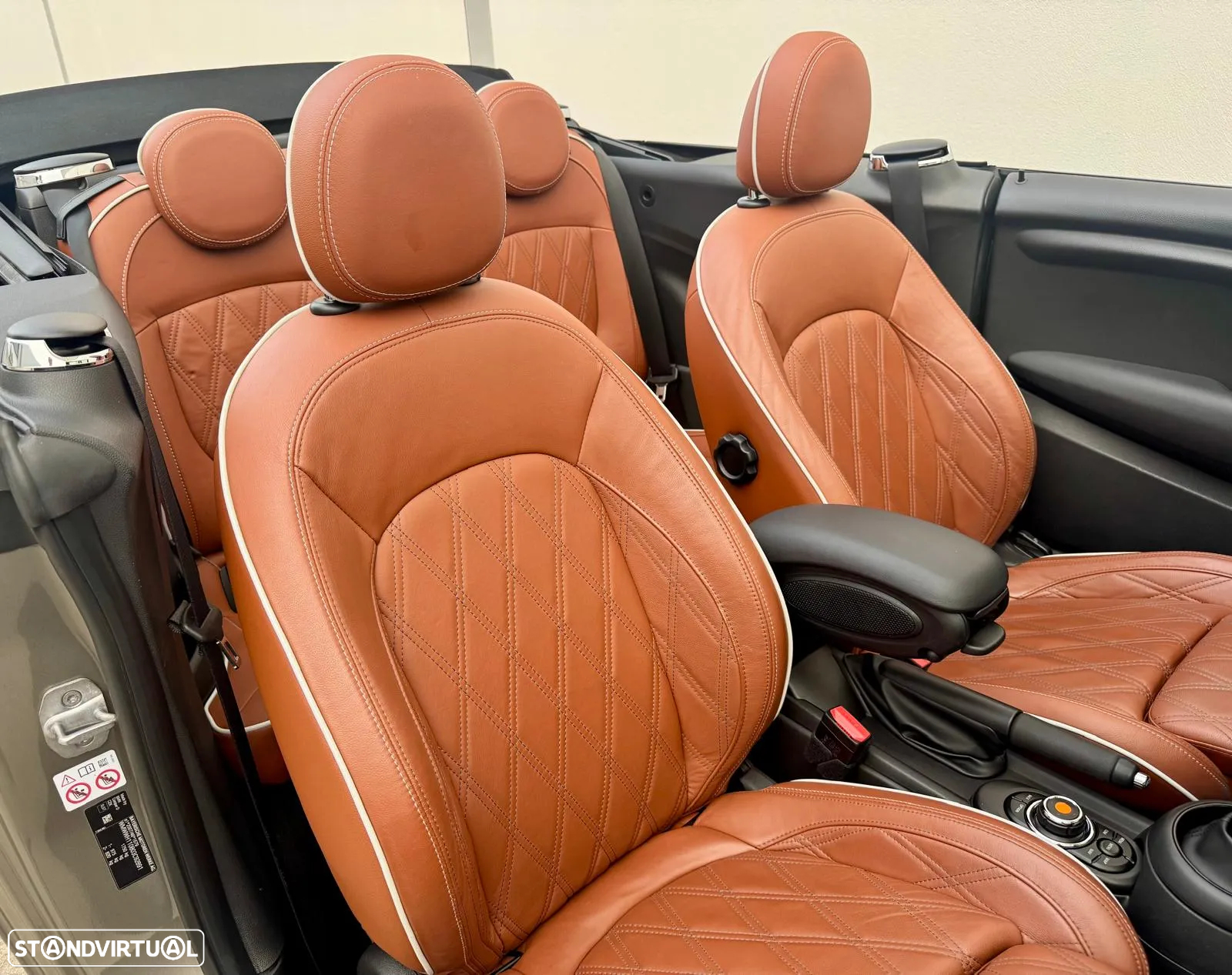 MINI Cabrio Cooper D Auto - 11