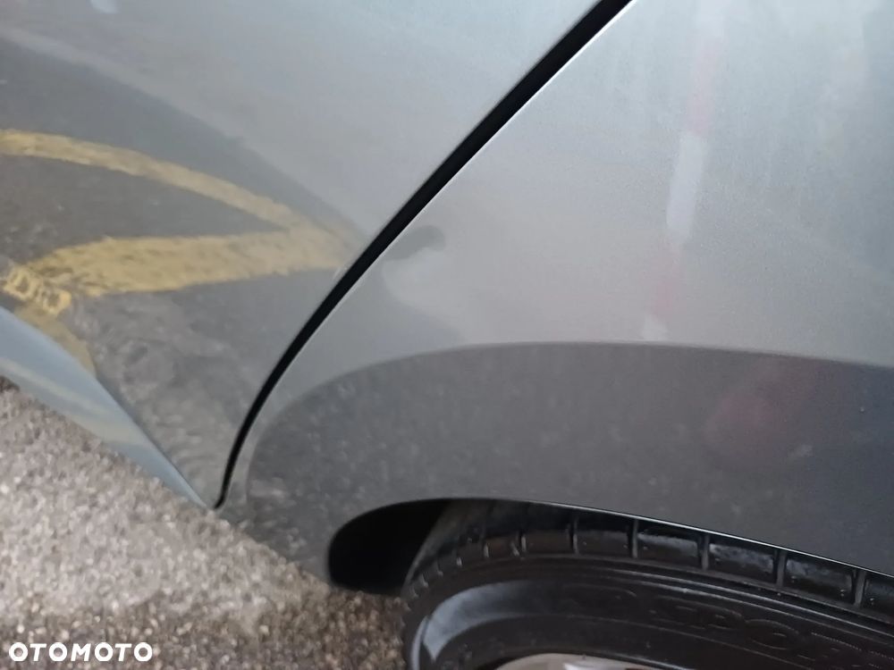 Skoda Superb 2.0 TDI Ambition DSG - 15