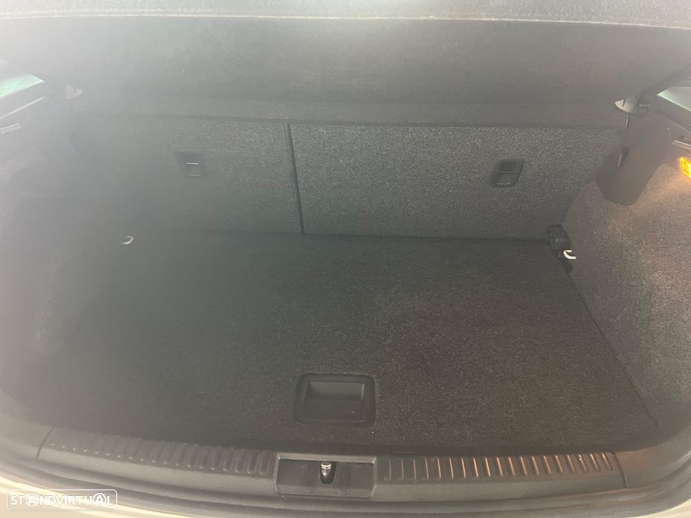 VW Polo 1.4 TDi (Blue Motion ) Highline - 29