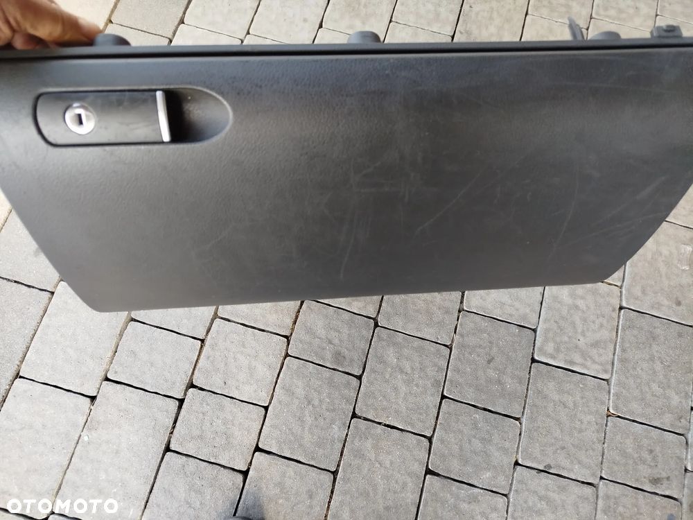 Audi A4 B6 B7 schowek pasażera - 4