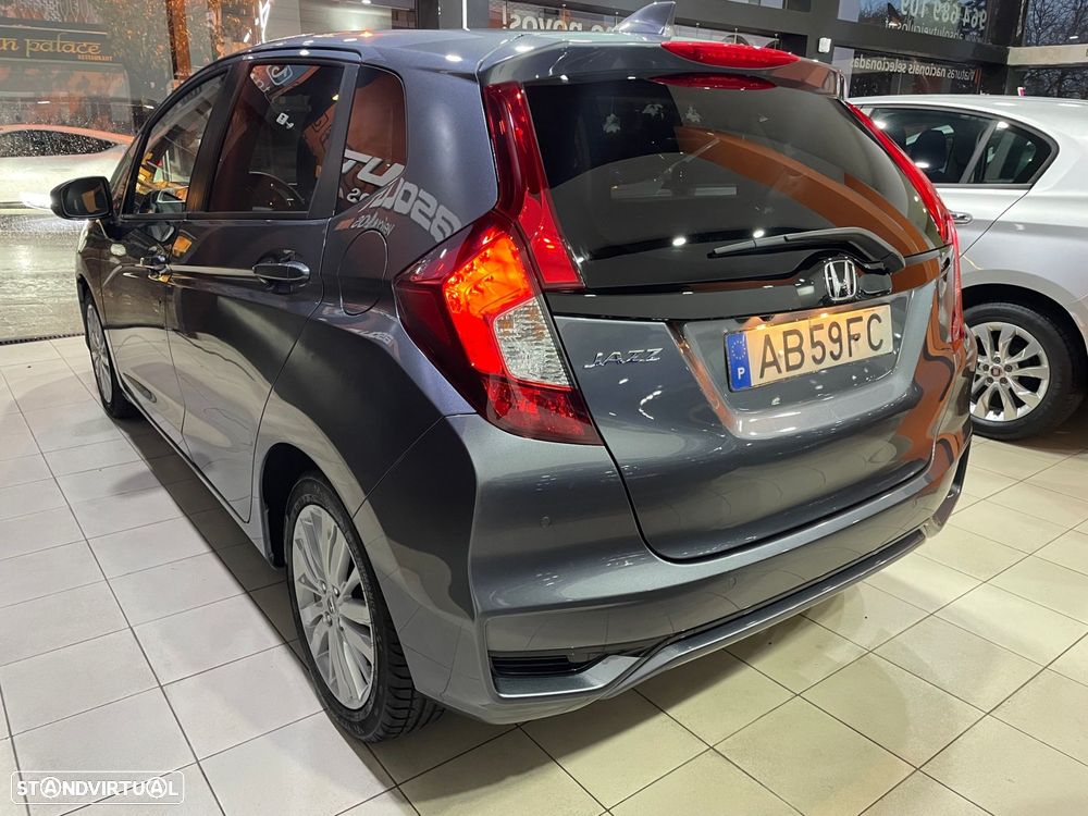 Honda Jazz 1.3 I-VTEC Elegance CVT - 4