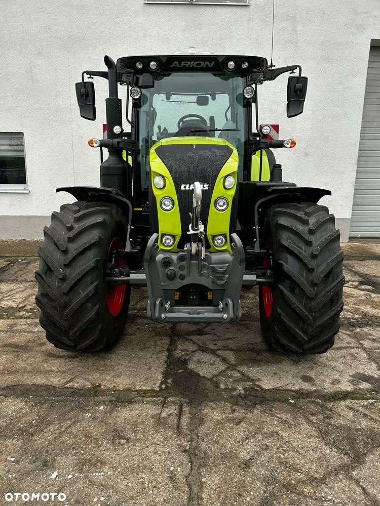 Claas ARION 630 CMATIC - 8