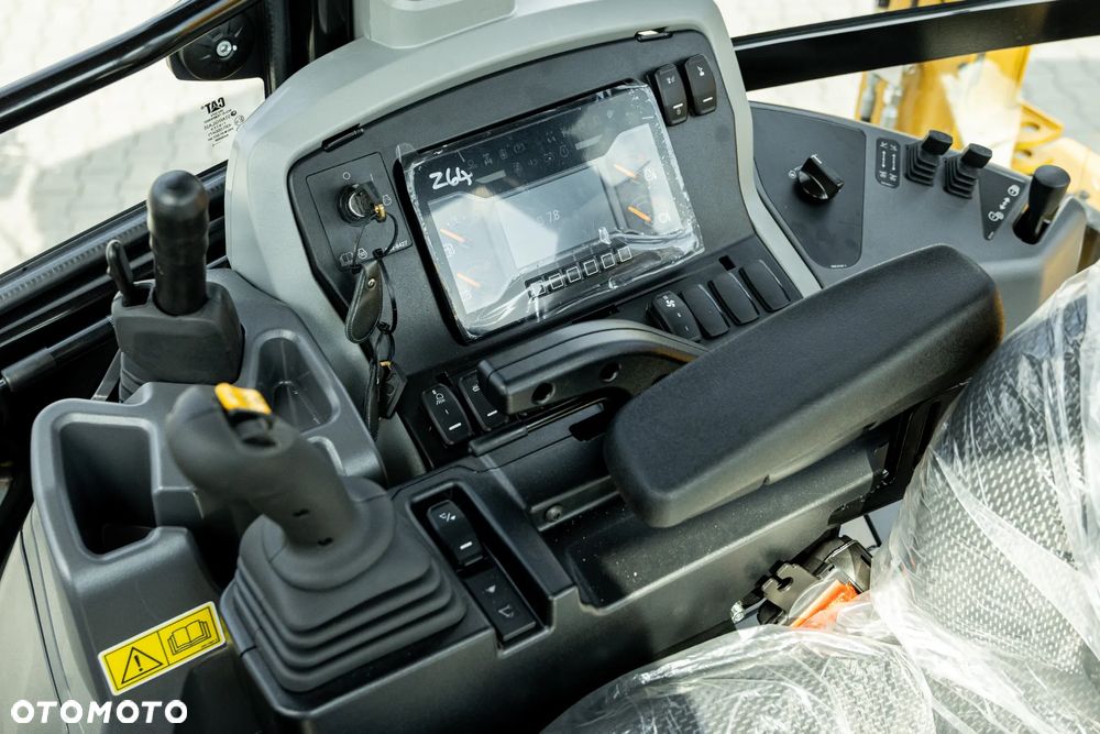 Caterpillar CAT 444 - 27