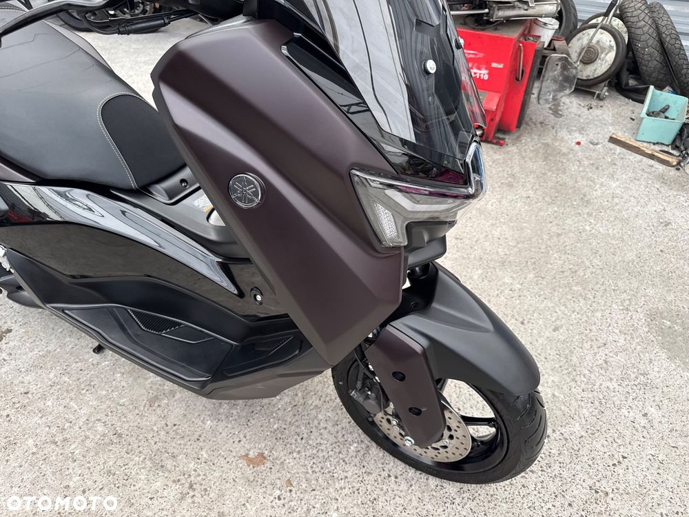 Yamaha NMAX - 10