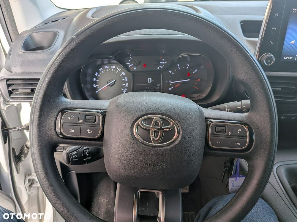 Toyota Proace City - 24