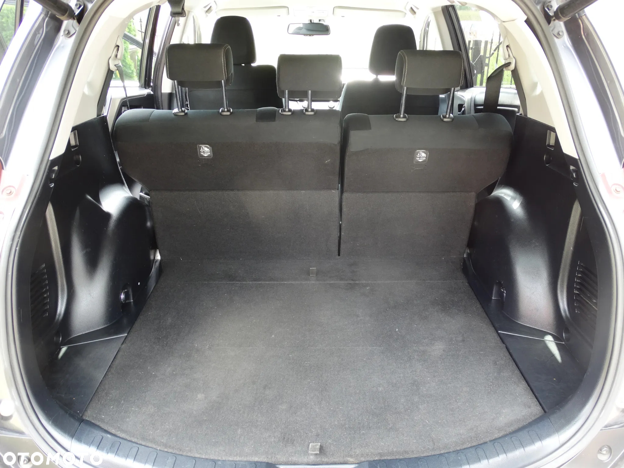 Toyota RAV4 2.0 D-4D Prestige - 8