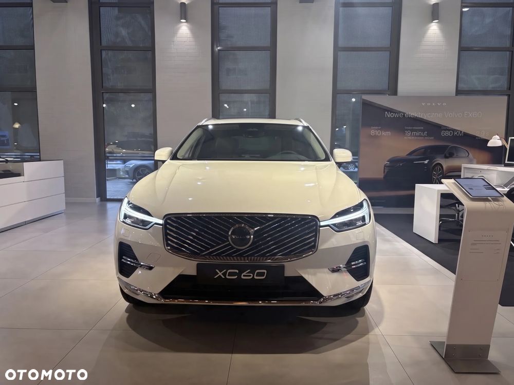 Volvo XC 60 B5 B AWD Plus Bright - 5