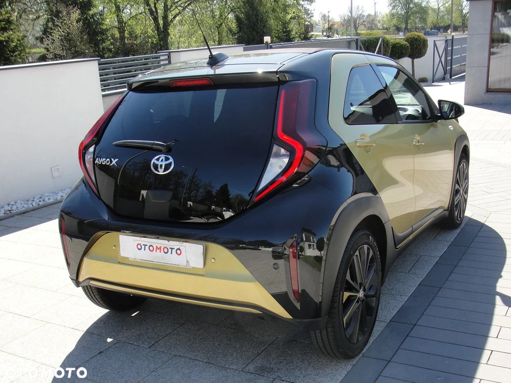 Toyota Aygo X x-shift x-clusive Style Selection - 4