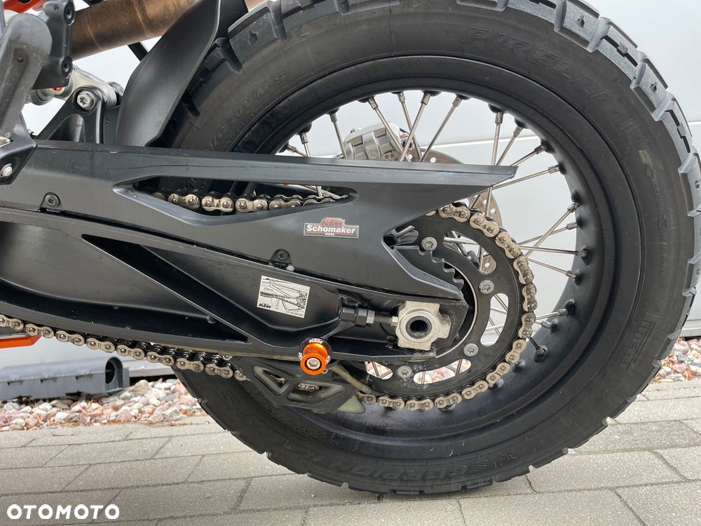 KTM Adventure 890 - 22