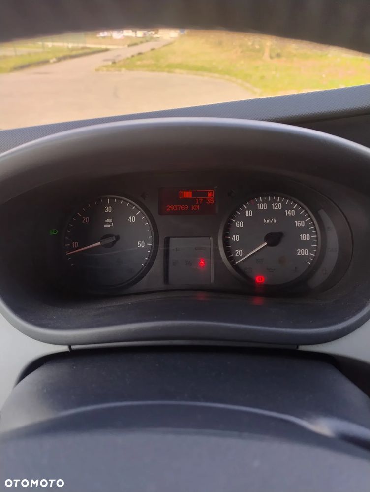 Opel Vivaro L2H1 DPF - 13