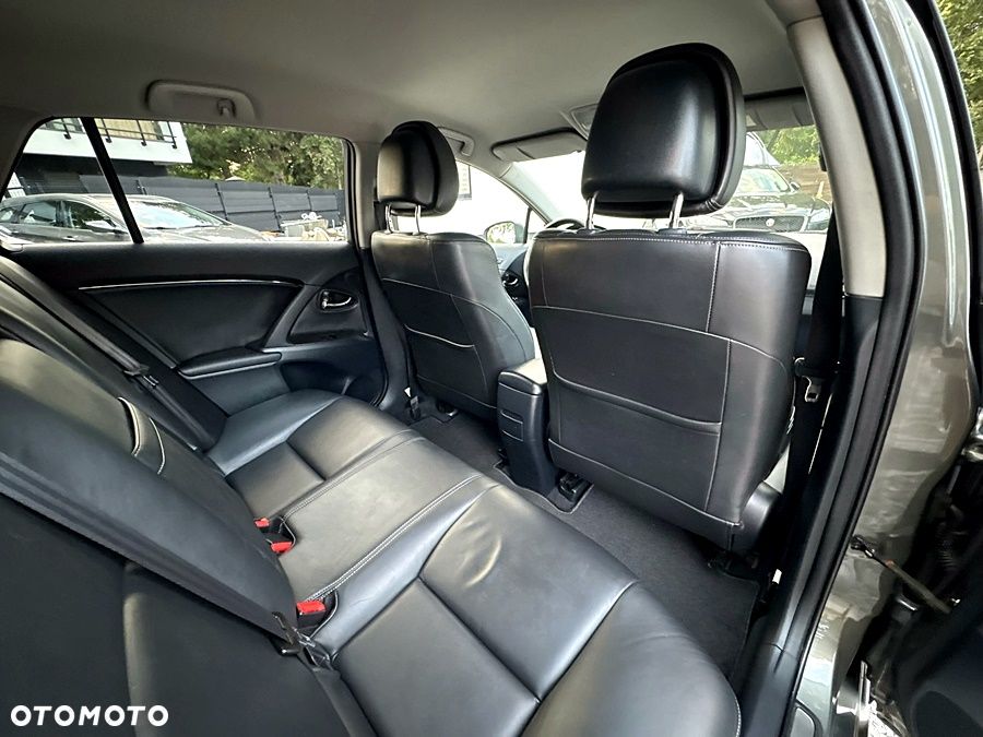 Toyota Avensis 2.0 D-4D Sol plus+NAVI - 22