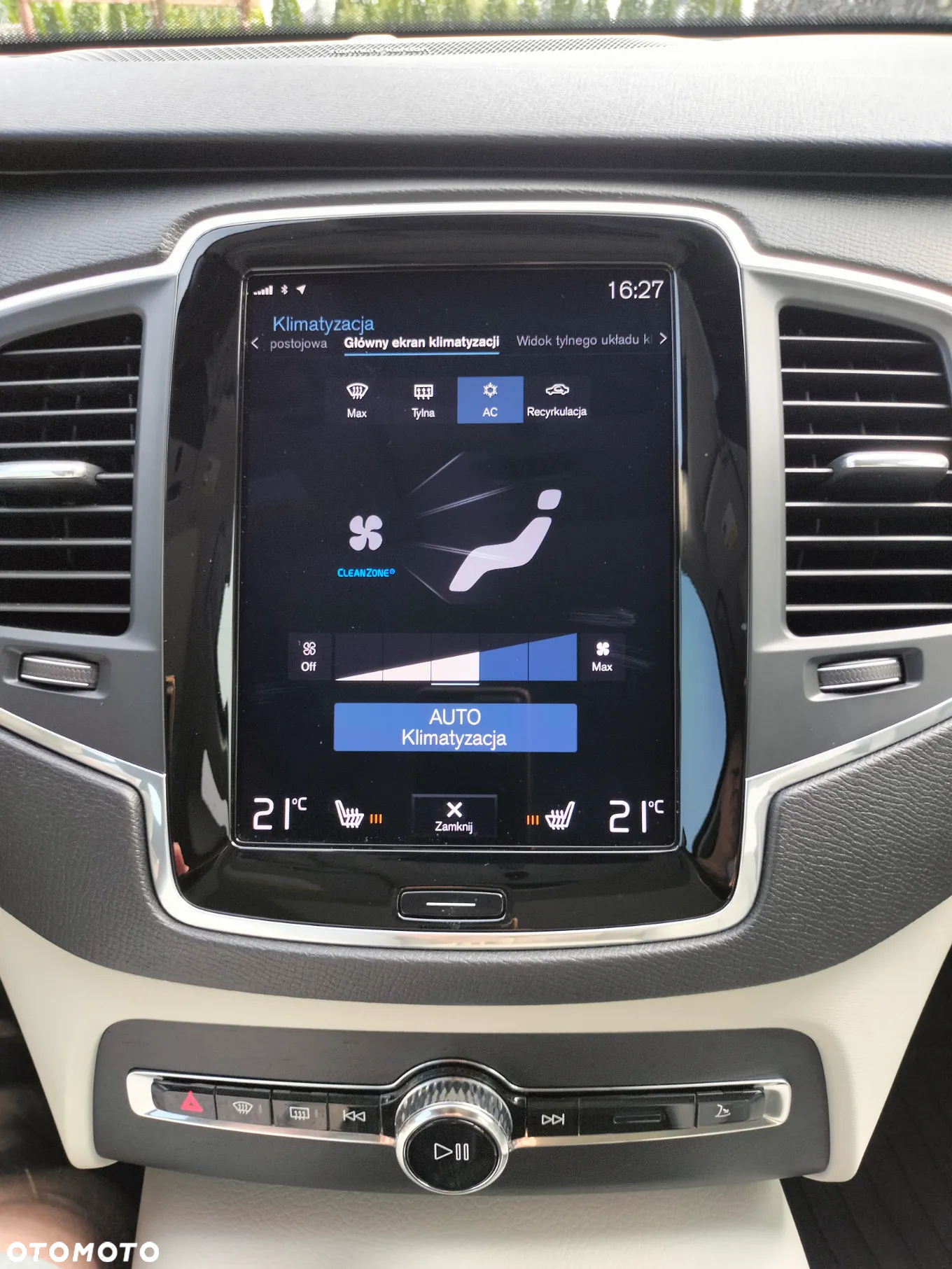 Volvo XC 90 T5 AWD Geartronic Momentum Pro - 28