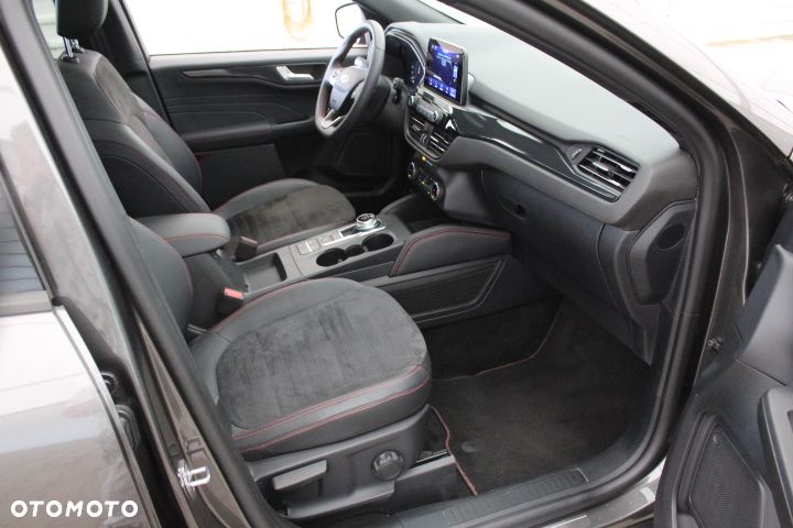 Ford Kuga 2.5P PHEV FWD ST-Line X - 36