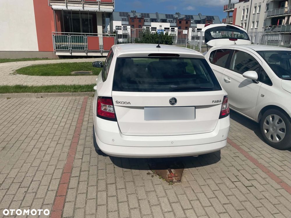 Skoda Fabia 1.0 Ambition - 4