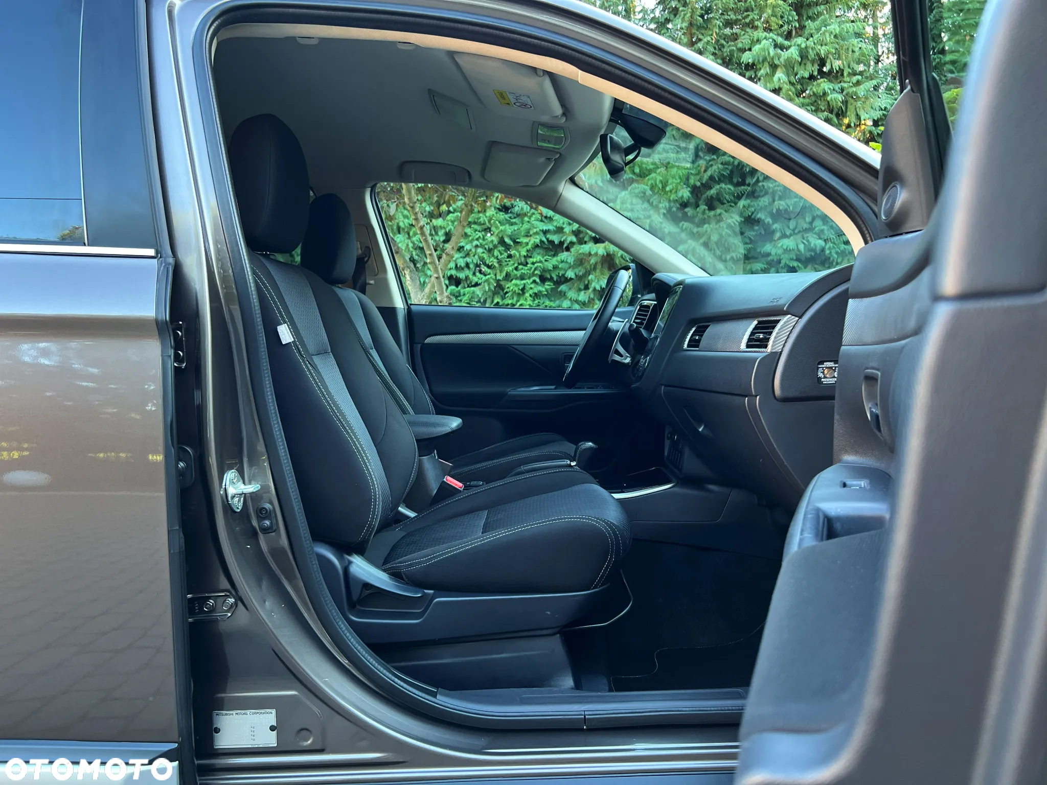 Mitsubishi Outlander 2.0 2WD CVT Edition 100 - 6