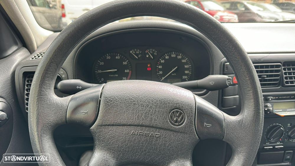 VW Polo 1.0 GL AC+JE - 14