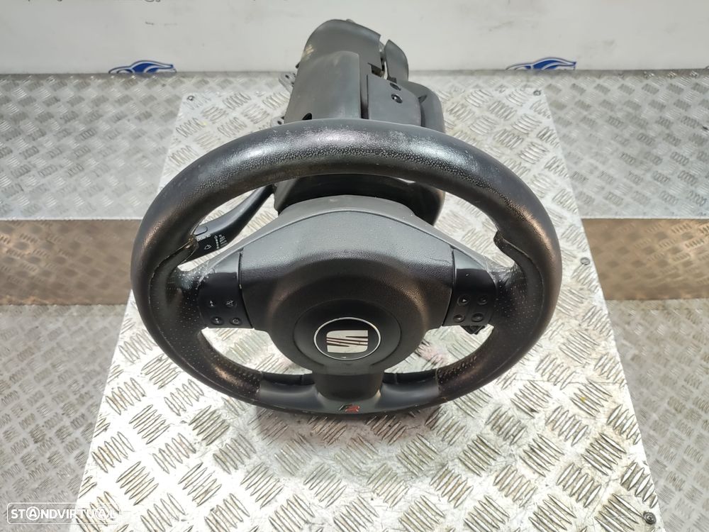 Volante Guiador Completo Original Pele Perfurada Seat Leon 1P FR Comandos Multifunções - 4