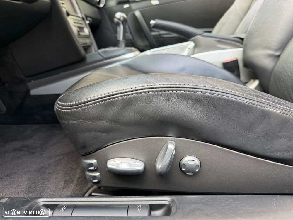 Porsche 911 (997) Carrera 4 S - 37