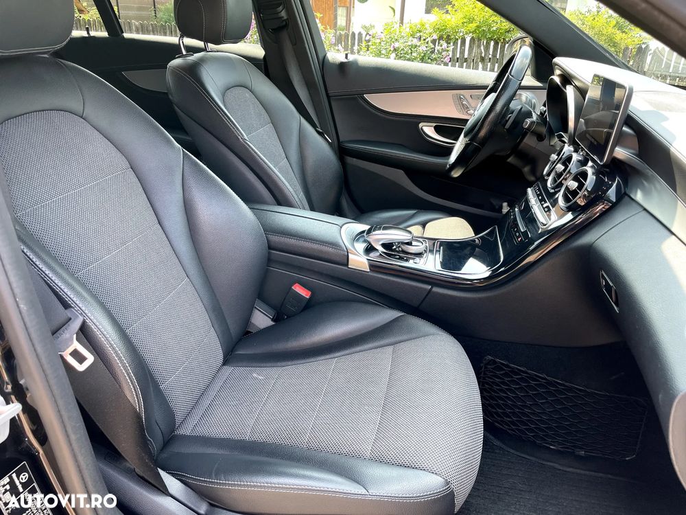 Mercedes-Benz C - 13