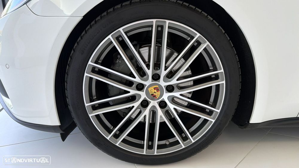 Porsche Panamera 4 S - 8