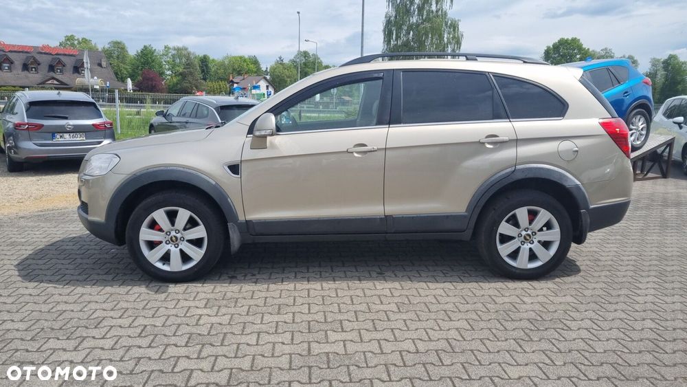 Chevrolet Captiva - 11