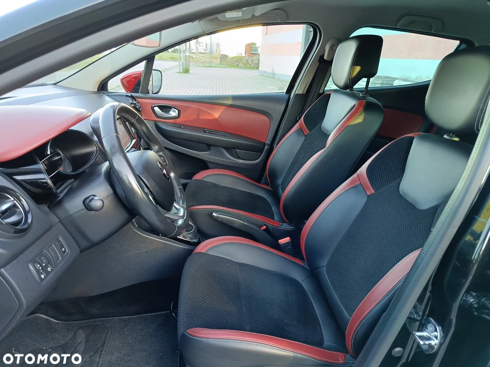 Renault Clio - 13