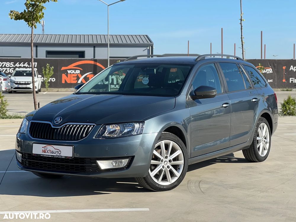 Skoda Octavia 1.6 TDI DSG Ambition - 1