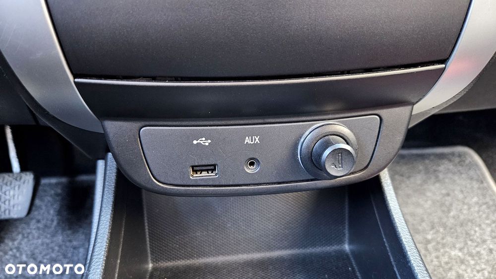 SsangYong/KGM Korando 2.0 E-XDi DPF 2WD Sapphire - 24