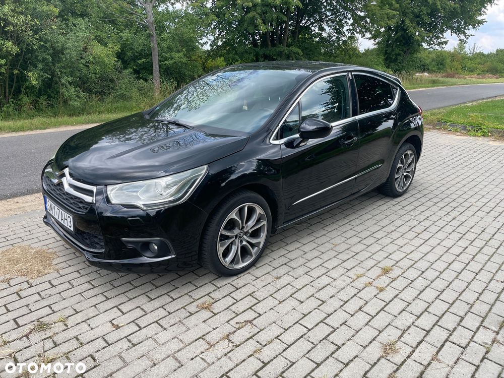 Citroën DS4 1.6 e-HDi SoChic MCP - 1