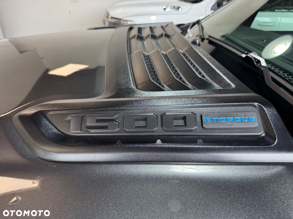 RAM 1500 - 21