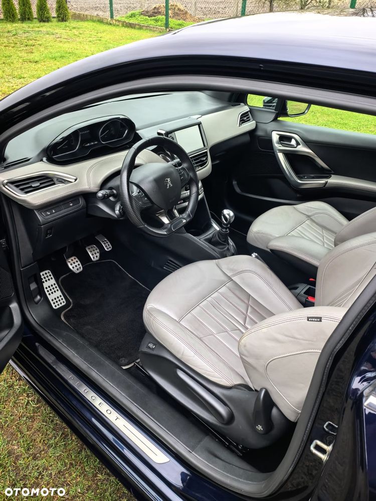Peugeot 208 155 THP Allure - 7