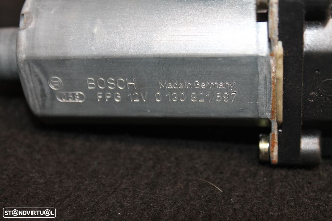Motor Elevador Vidro Volkswagen Passat de 2002 - 5