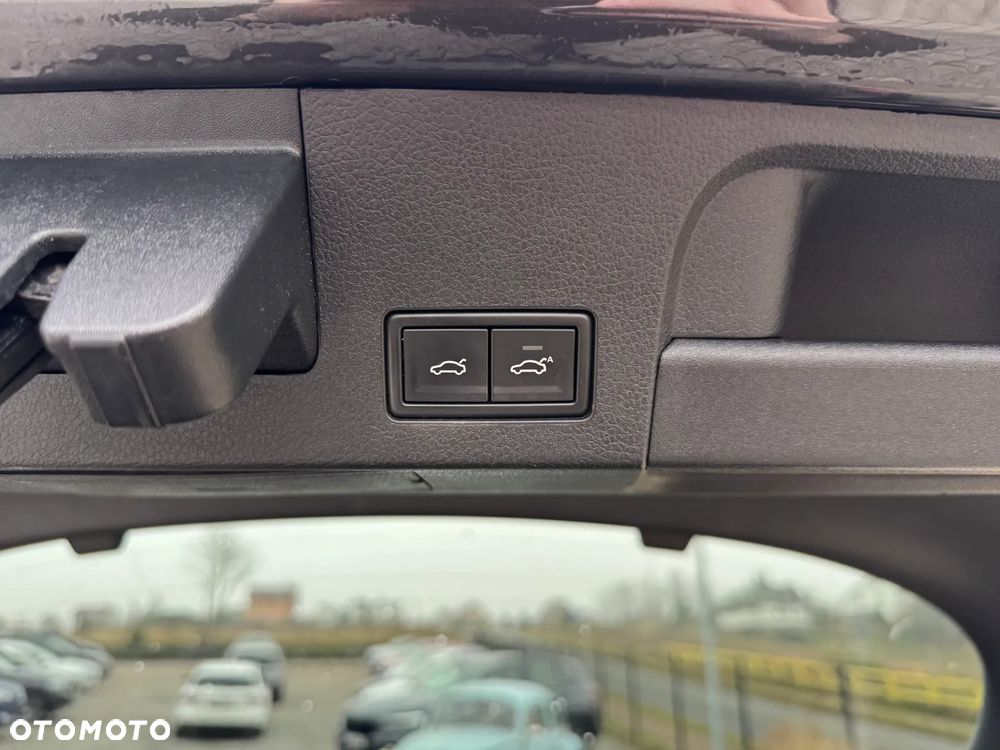 Volkswagen Arteon 2.0 TSI DSG R-Line - 37