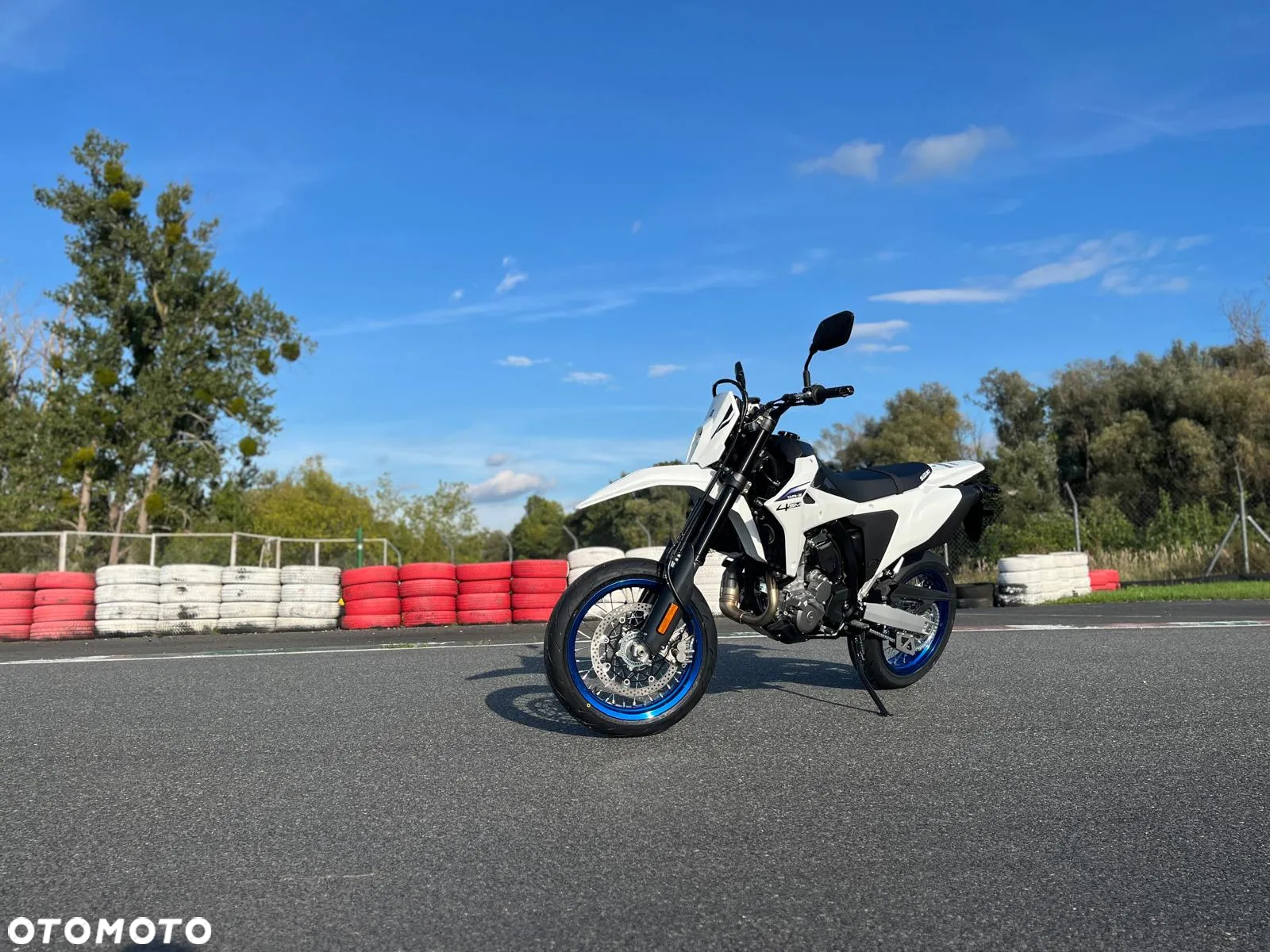 Suzuki DR-Z - 11