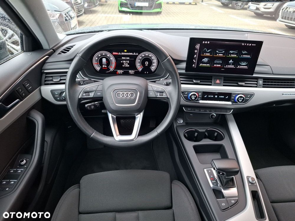 Audi A4 Avant - 16