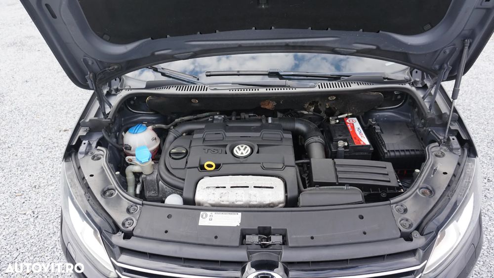 Volkswagen Touran 1.4 TSI DSG Comfortline - 26