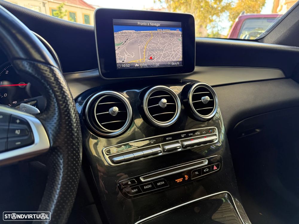 Mercedes-Benz GLC 250 d 4Matic 9G-TRONIC AMG Line - 13